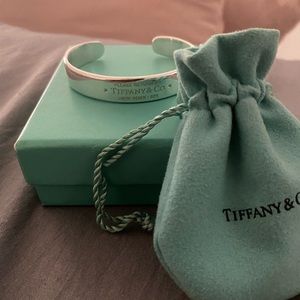 Return to Tiffany Narrow Cuff